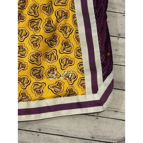 GRAILS SF Legends Never Die Shorts XL Lined Kobe Bryant 2.24 Lakers Basketball - Picture 4 of 16